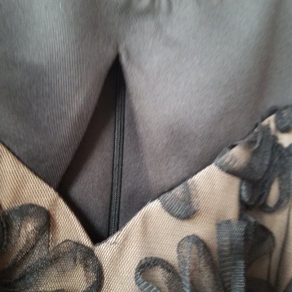 Connected Apparel Silk Vintage Floral Dress - Picture 3 of 7